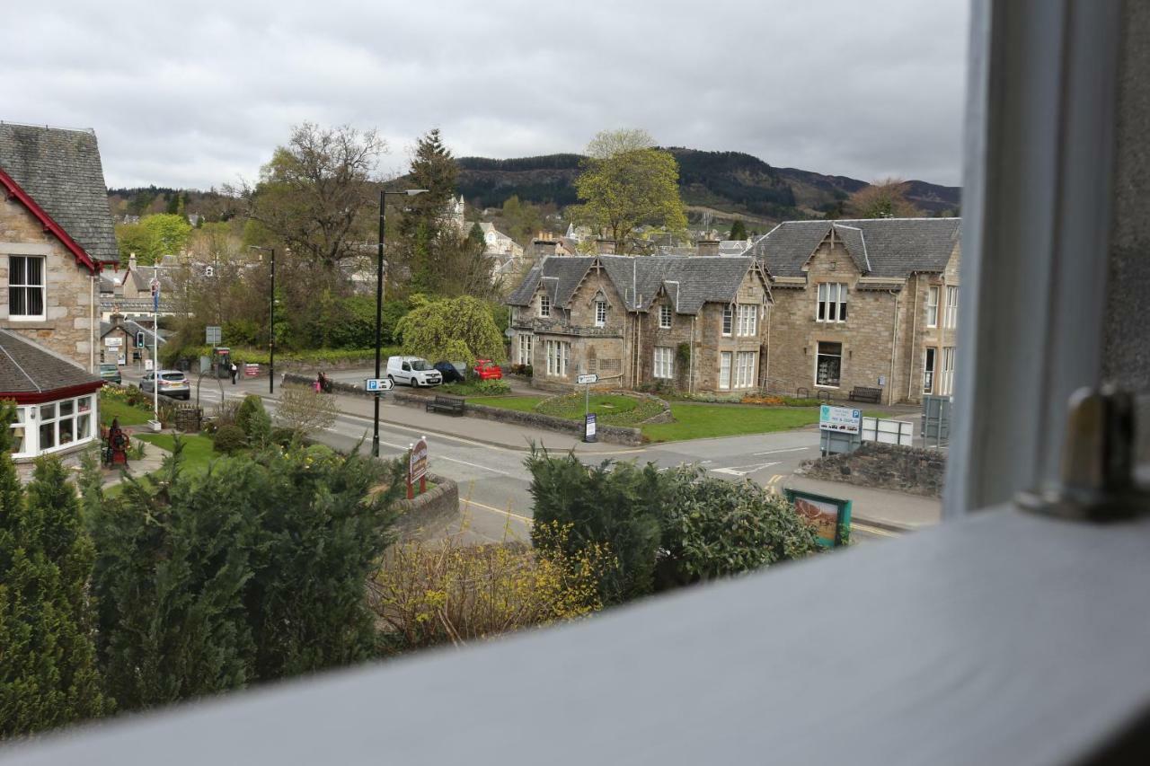 Buttonboss Lodge B&B Pitlochry Esterno foto